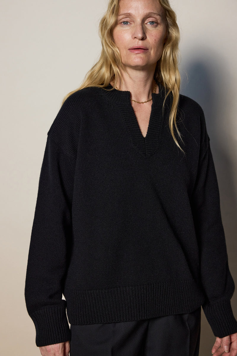 LILAH SWEATER / BLACK