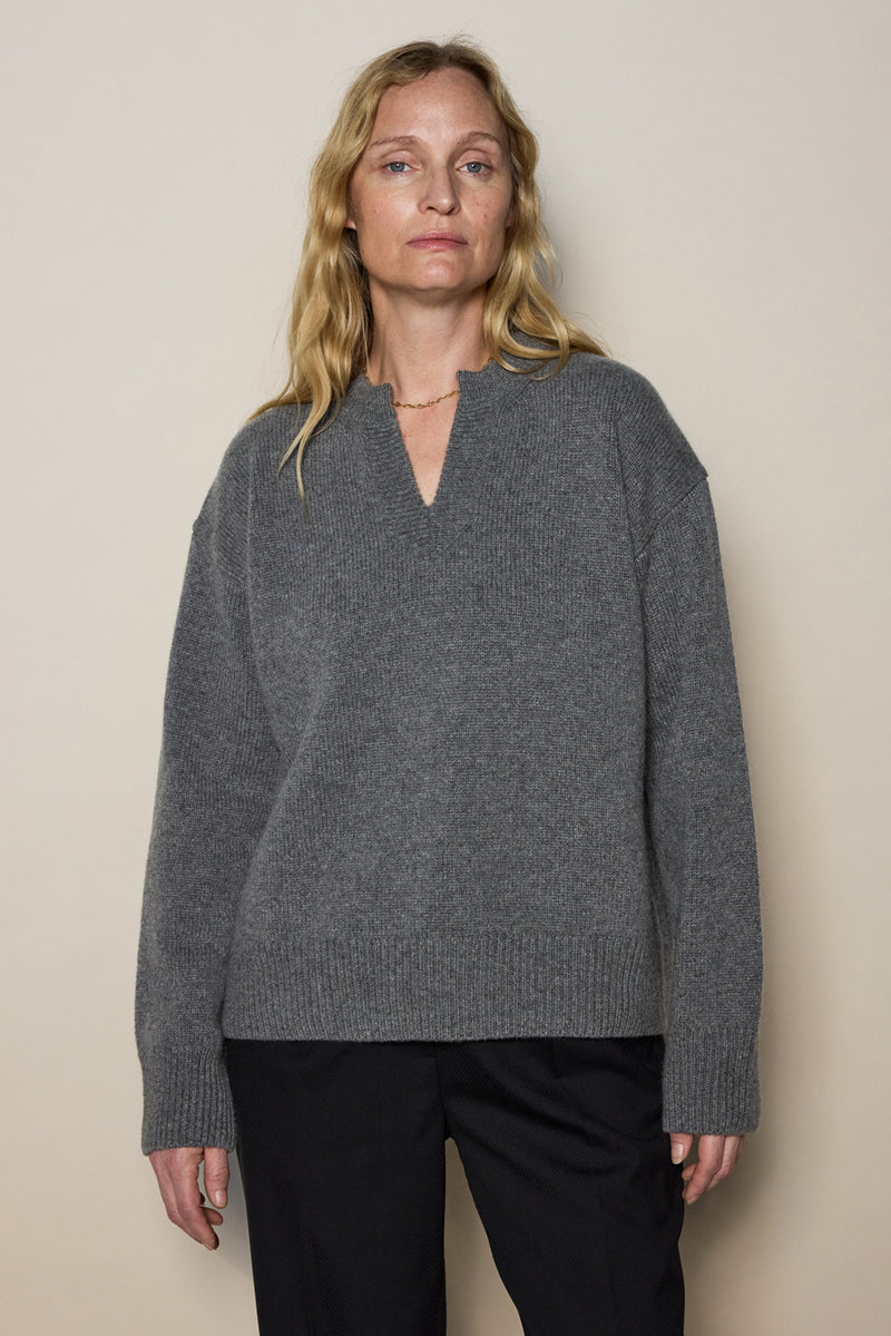 LILAH SWEATER / GREY