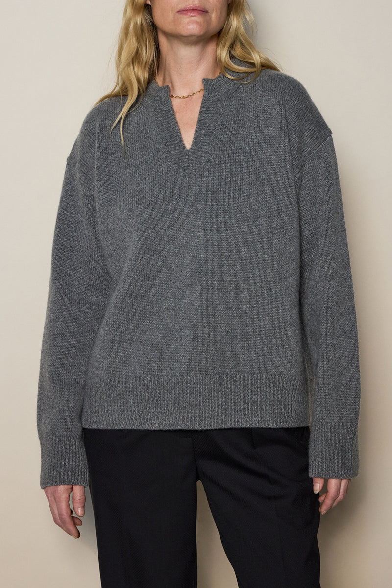 LILAH SWEATER / GREY