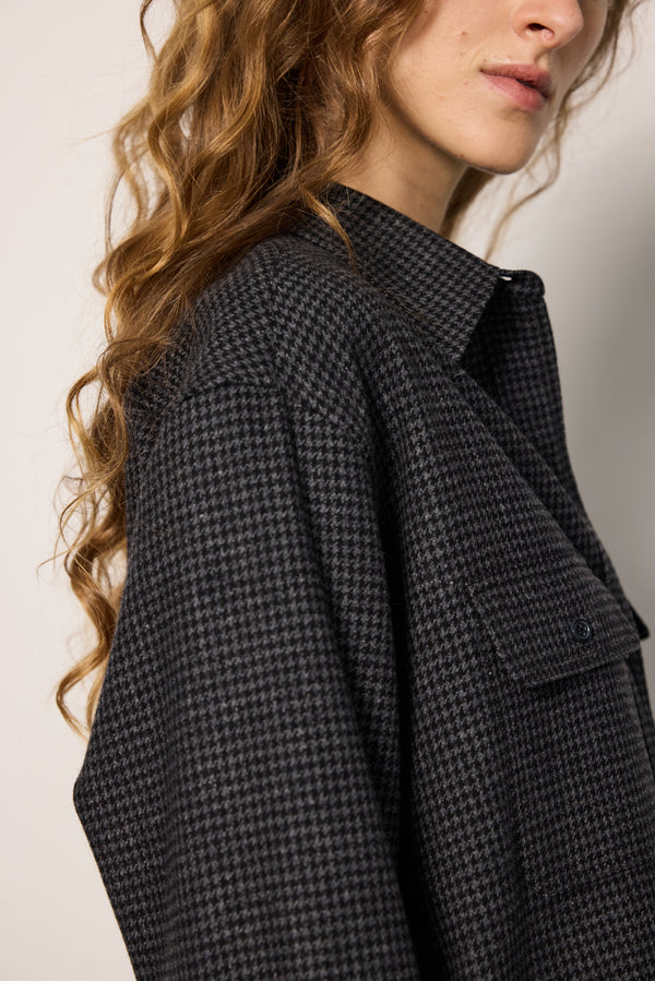 ZOE SHIRT / GREY HOUNDSTOOTH